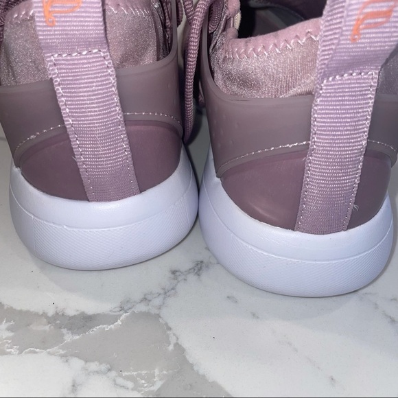 Fabletics lavender sneakers NWOT - Picture 13 of 13
